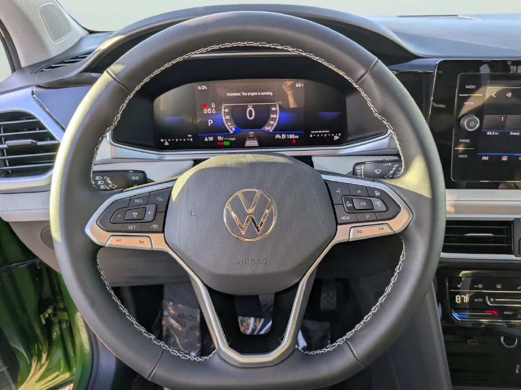 New 2027 Green Volkswagen 1.5T SE image 27