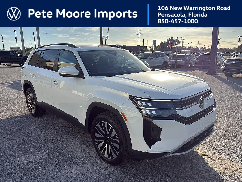 New 2027 Opal White Pearl Volkswagen SE w/Technology FWD image 1