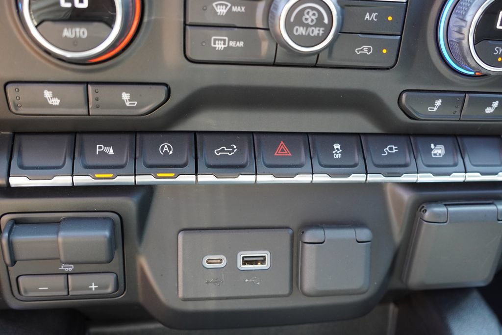 2020 Chevrolet Silverado 1500 RST - Photo 29