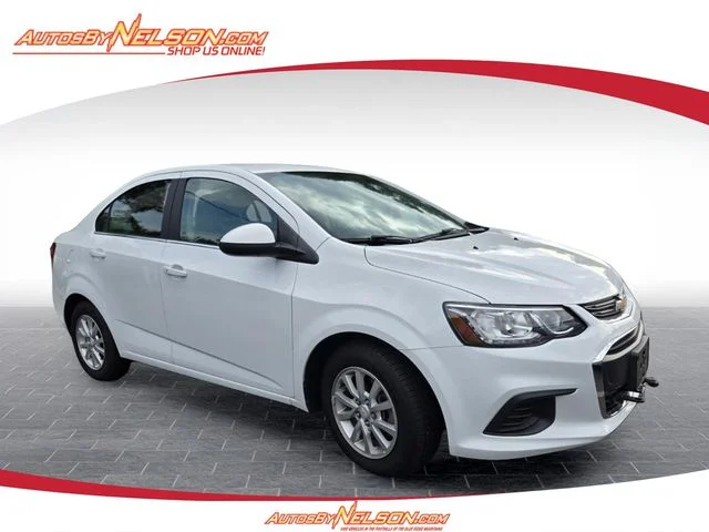 Used 2020 White Chevrolet LT image 1