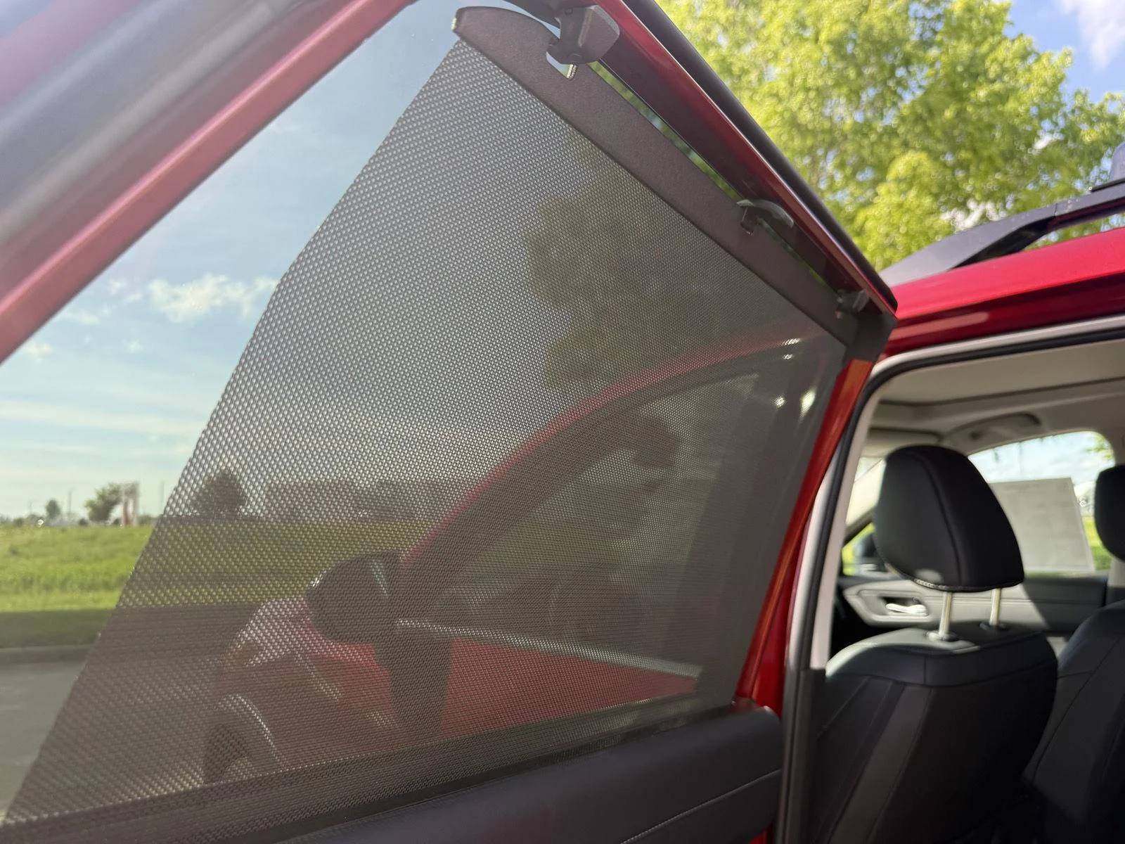 New 2026 Scarlet Ember Tintcoat Nissan SL image 16