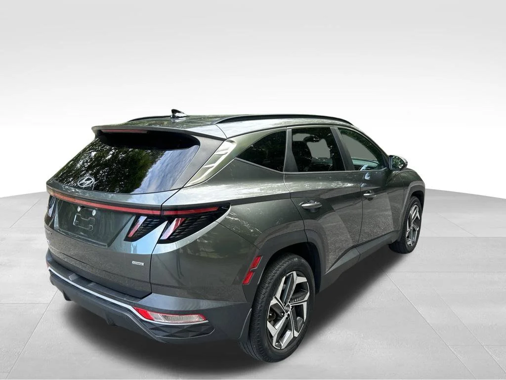 Used 2022 Gray Hyundai SEL image 5