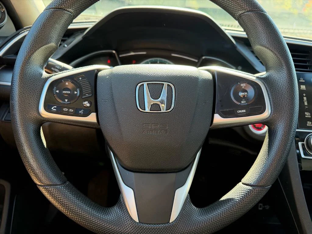 Used 2017  Honda EX image 15