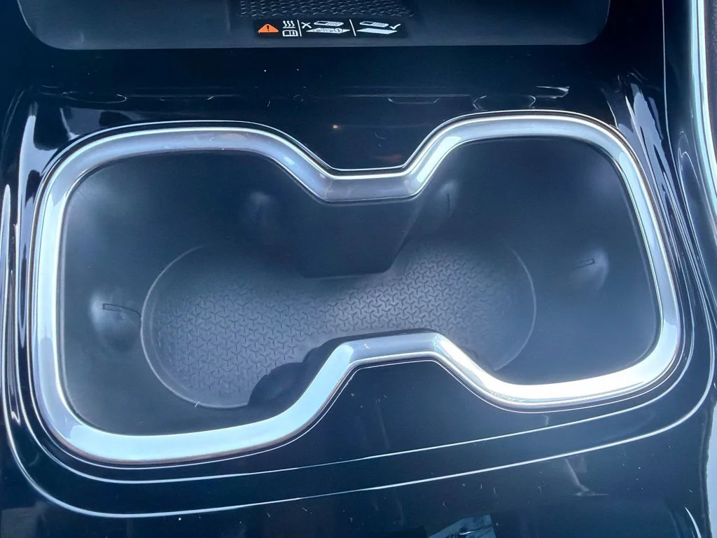 New 2027 Summit White Chevrolet LT image 16