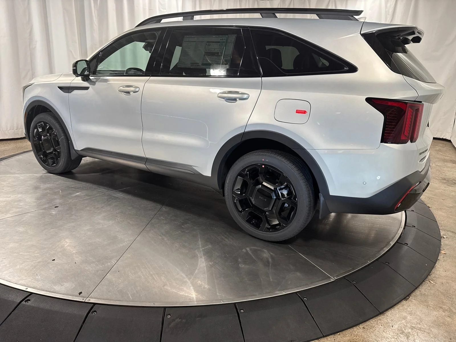 New 2026 Ivory Kia X-Line SX Prestige image 4