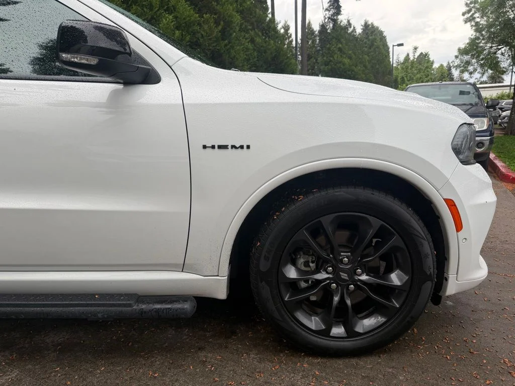 Used 2024 White Knuckle Clearcoat Dodge R/T Plus image 3