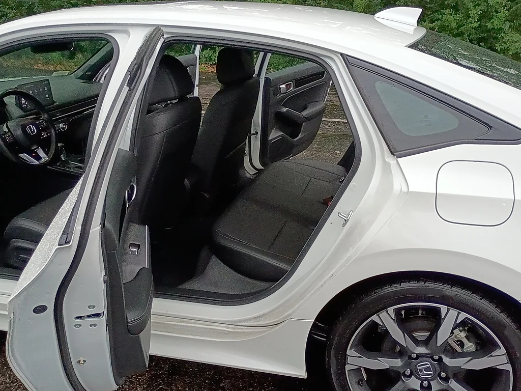 Certified Used 2025 WHITE Honda Sport Touring image 13