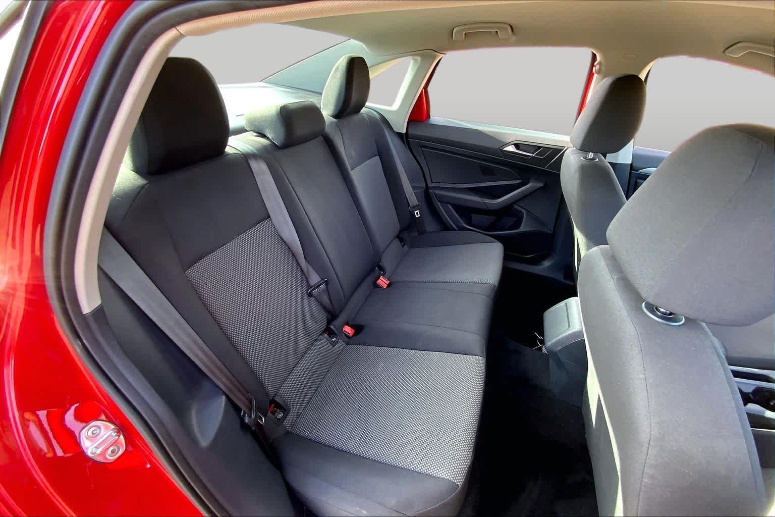 Used 2021 Tornado Red Volkswagen S image 20