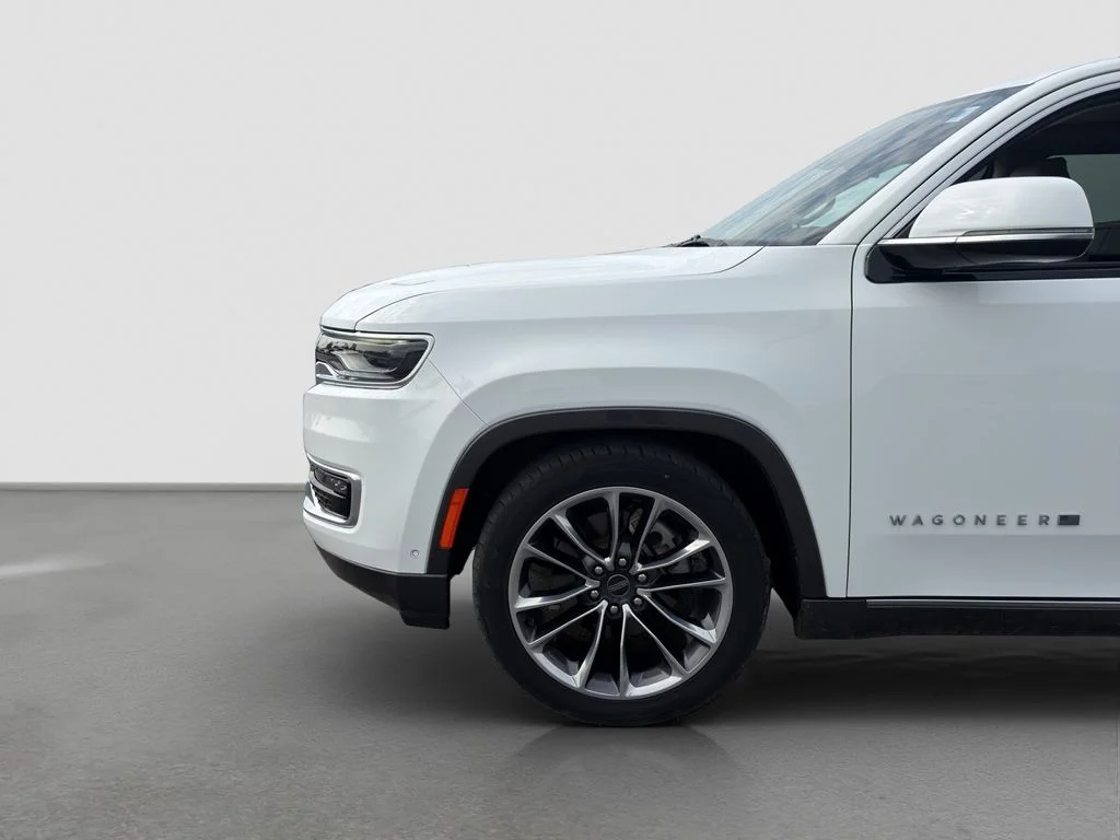 Used 2022 White Jeep Series III image 22