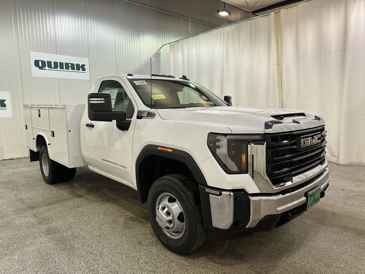 2026 GMC Sierra 3500 Chassis Cab