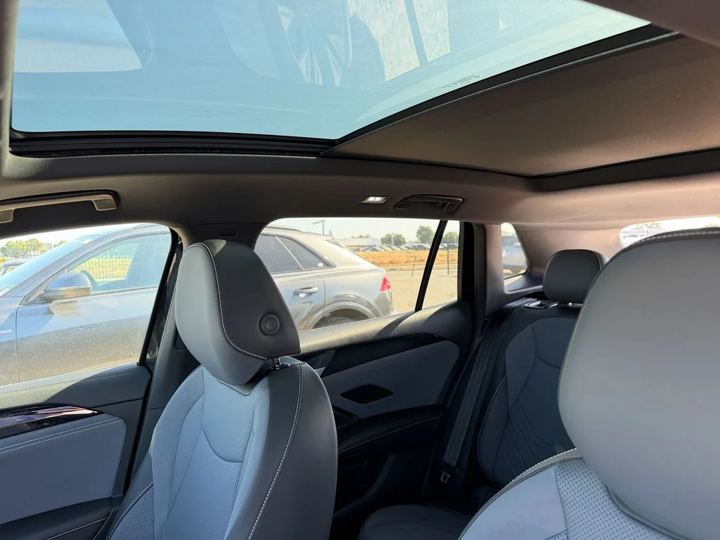 2026 Volkswagen Tiguan SE R-LINE BLACK - Photo 23