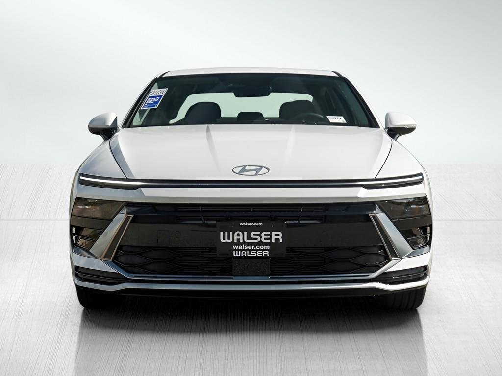 New 2026 Serenity White Hyundai SEL Sport FWD image 27