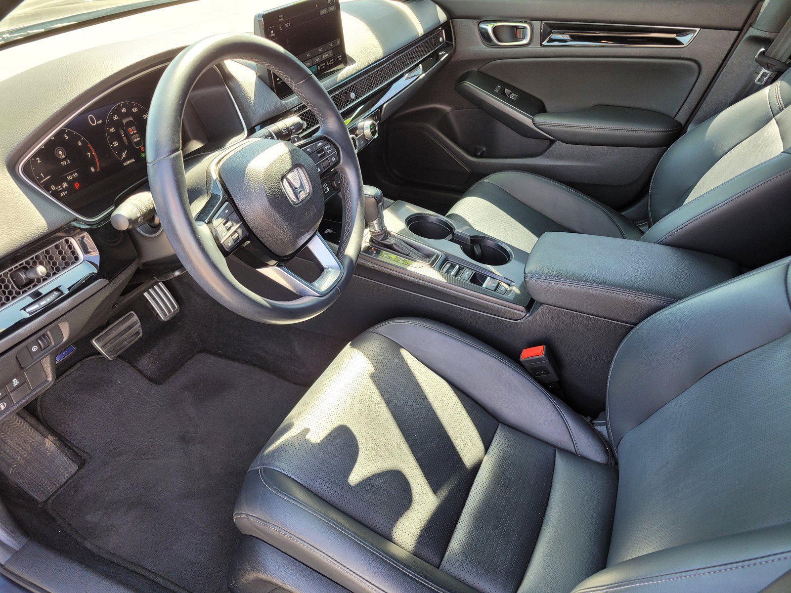 Used 2023 Gray Honda Sport Touring image 15