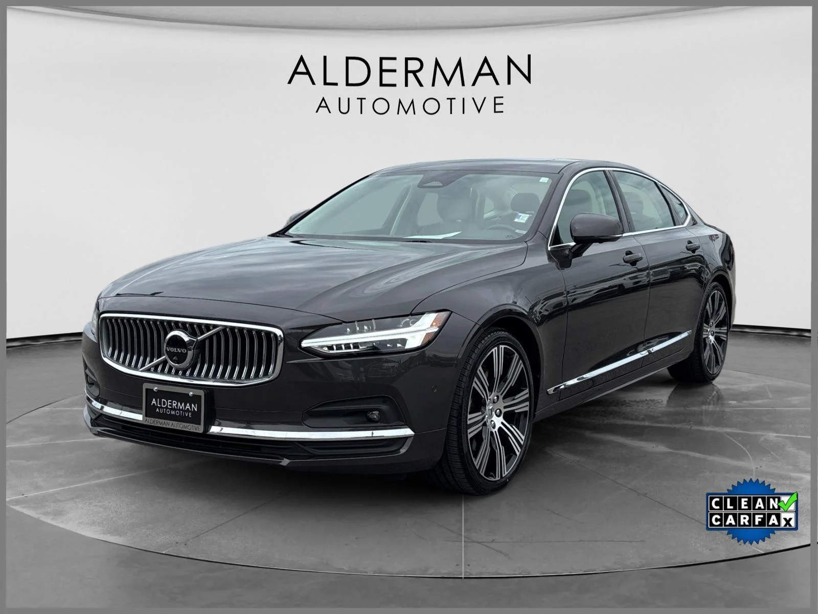 2023 Volvo S90 B6 Ultimate AWD's photo