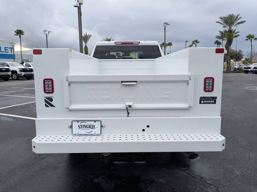 New 2026 Summit White Chevrolet WT image 6
