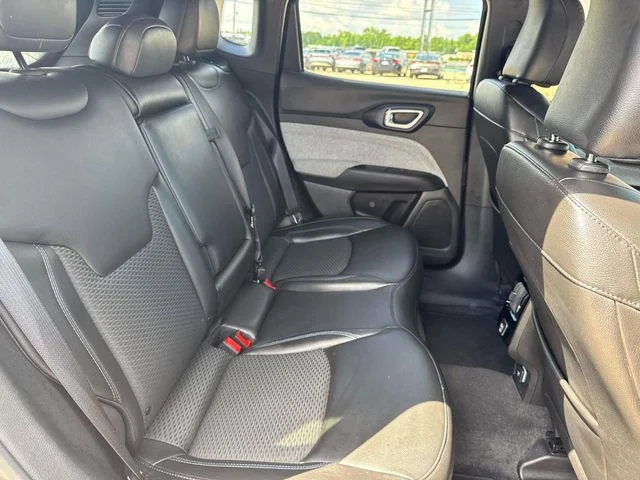 Used 2023 Black Jeep Latitude image 21