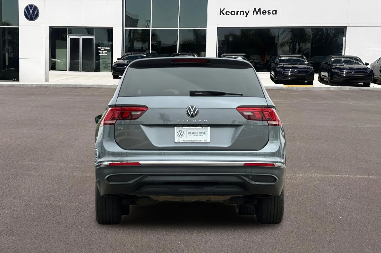 Certified Used 2023 Gray Volkswagen 2.0T SE image 5