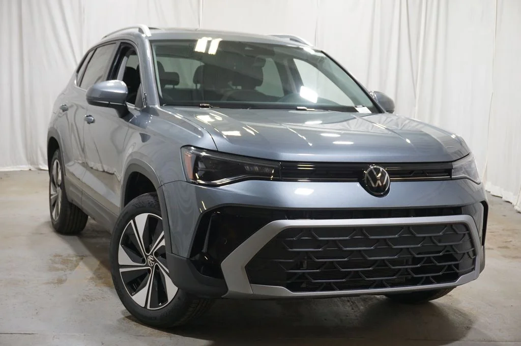 New 2026 Gray Volkswagen 1.5T SE image 4