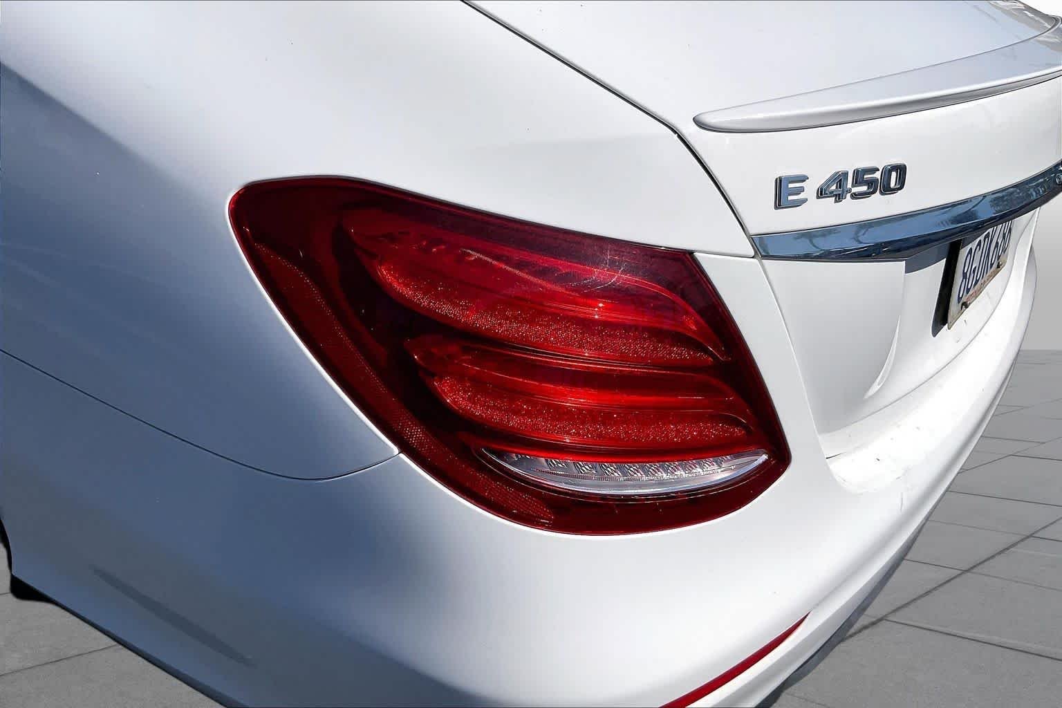 Used 2019 Polar White Mercedes-Benz E 450 image 28