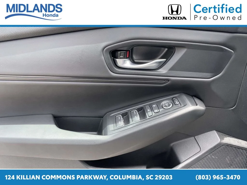 Certified Used 2025 Platinum White Pearl Honda 1.5T SE image 16