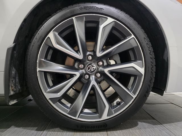 Certified Used 2022 Silver Toyota SE image 27