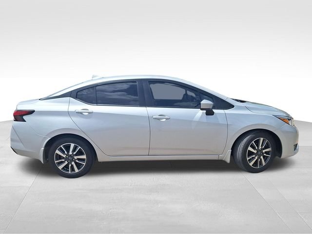 Used 2024 Silver Nissan 1.6 SV image 9