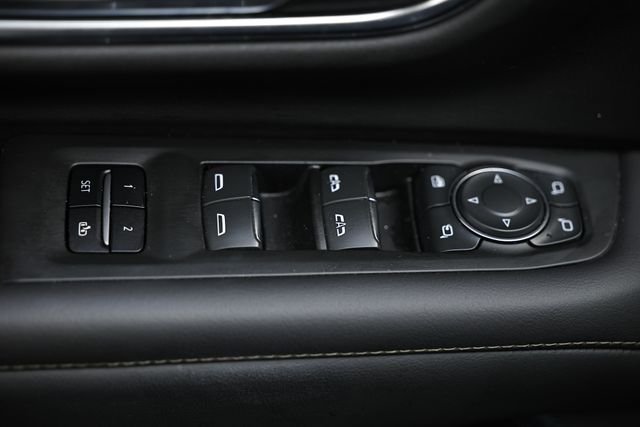 Used 2022 Black Chevrolet High Country image 16