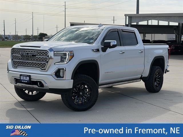 Used 2021 WHITE FROST TRICOAT GMC Denali image 1