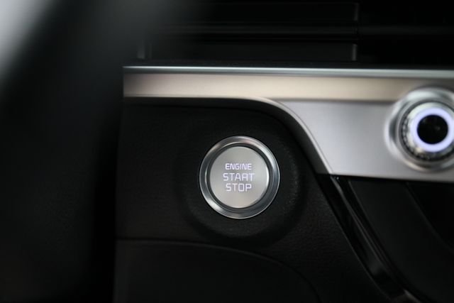 2024 Kia Telluride S - Photo 14