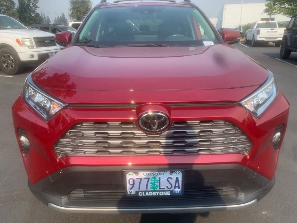 Used 2019 Pearl Toyota Limited image 6