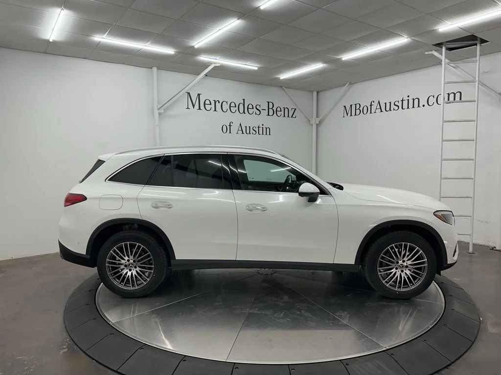 Used 2026 White Mercedes-Benz GLC 300 image 8