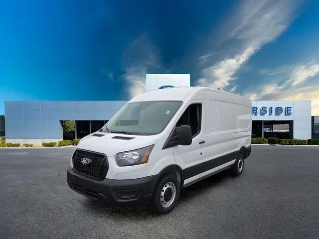 New 2026 Oxford White Ford Cargo Van image 3