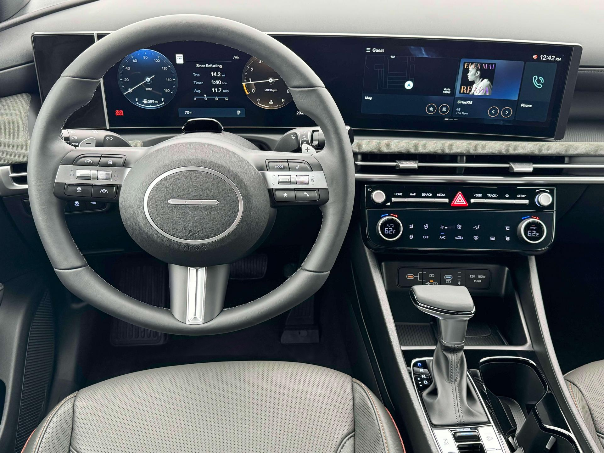 2025 Hyundai Santa Cruz Limited - Photo 17