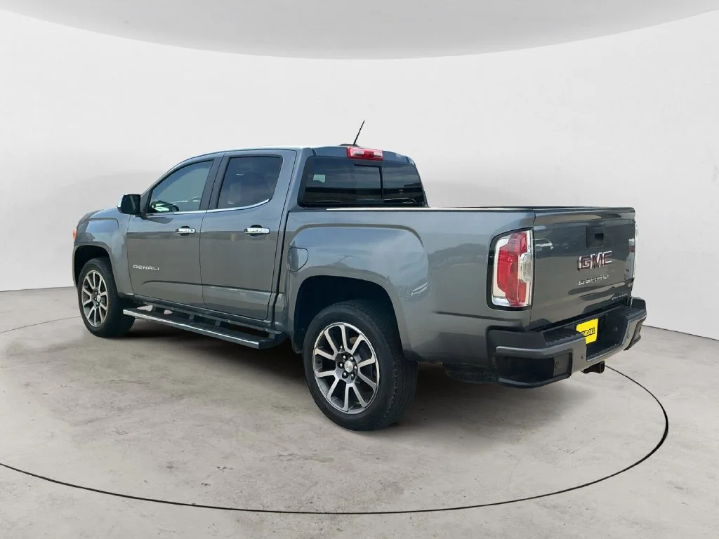 Certified Used 2022 SATIN STEEL METALLIC GMC 4WD Denali image 11
