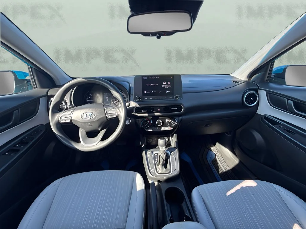 Used 2022 Green Hyundai SEL image 11