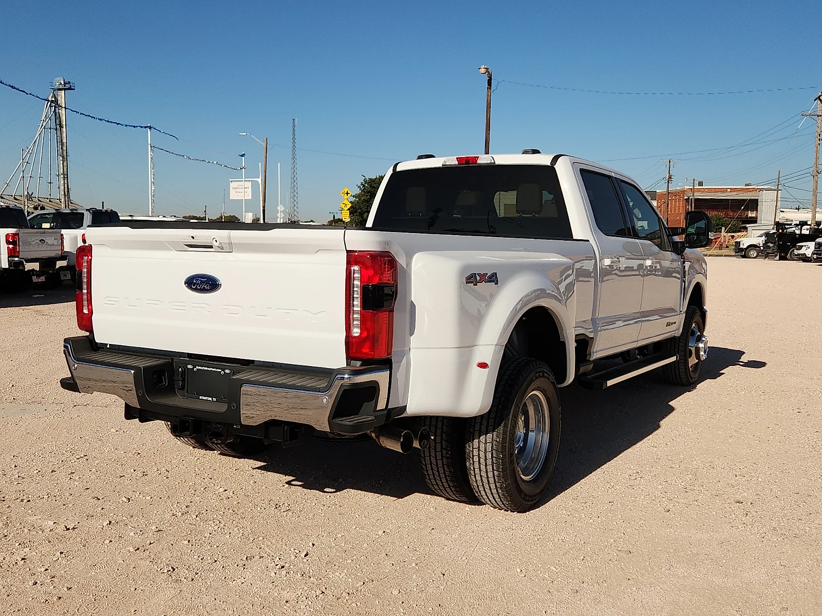 New 2026 Oxford White Ford Lariat image 7