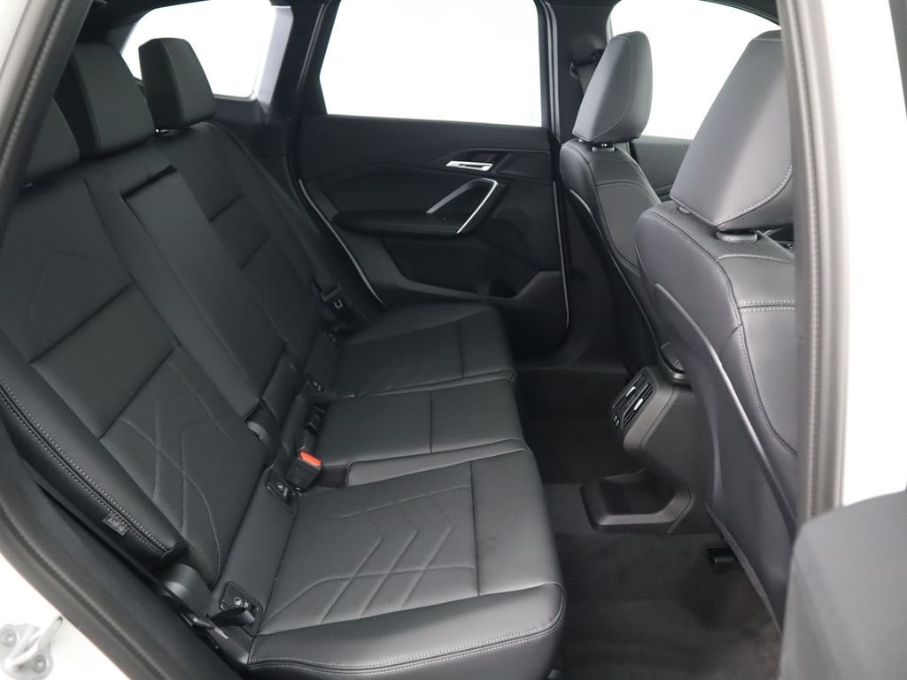 2025 BMW X1 28i - Photo 24