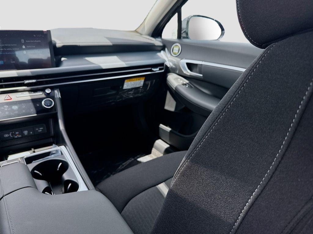 New 2026 Abyss Black Hyundai SEL Sport image 16