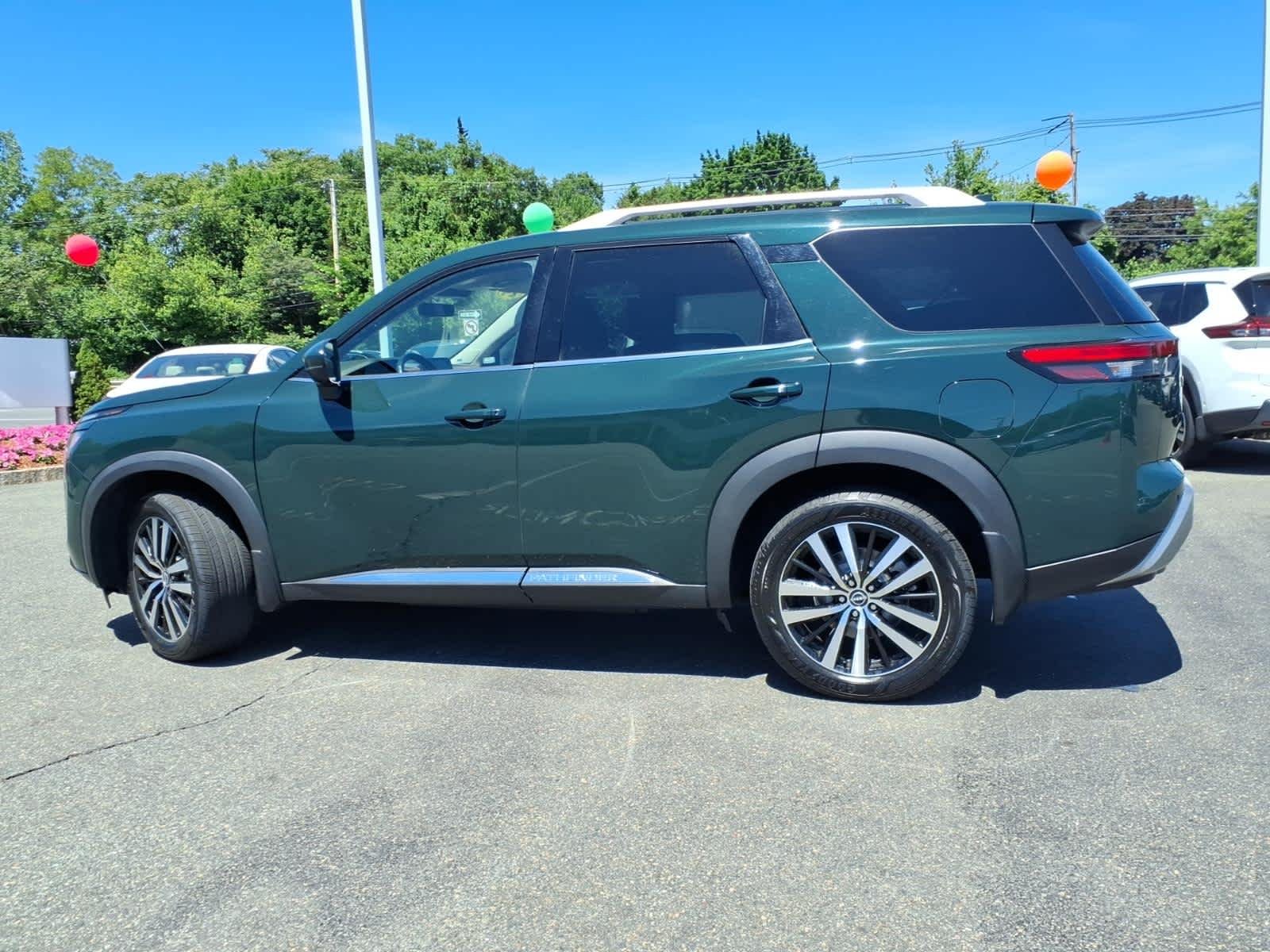 Certified Used 2024 Obsidian Green Pearl Nissan Platinum image 8