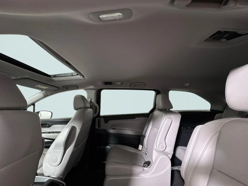 2023 Honda Odyssey EX-L - Photo 13