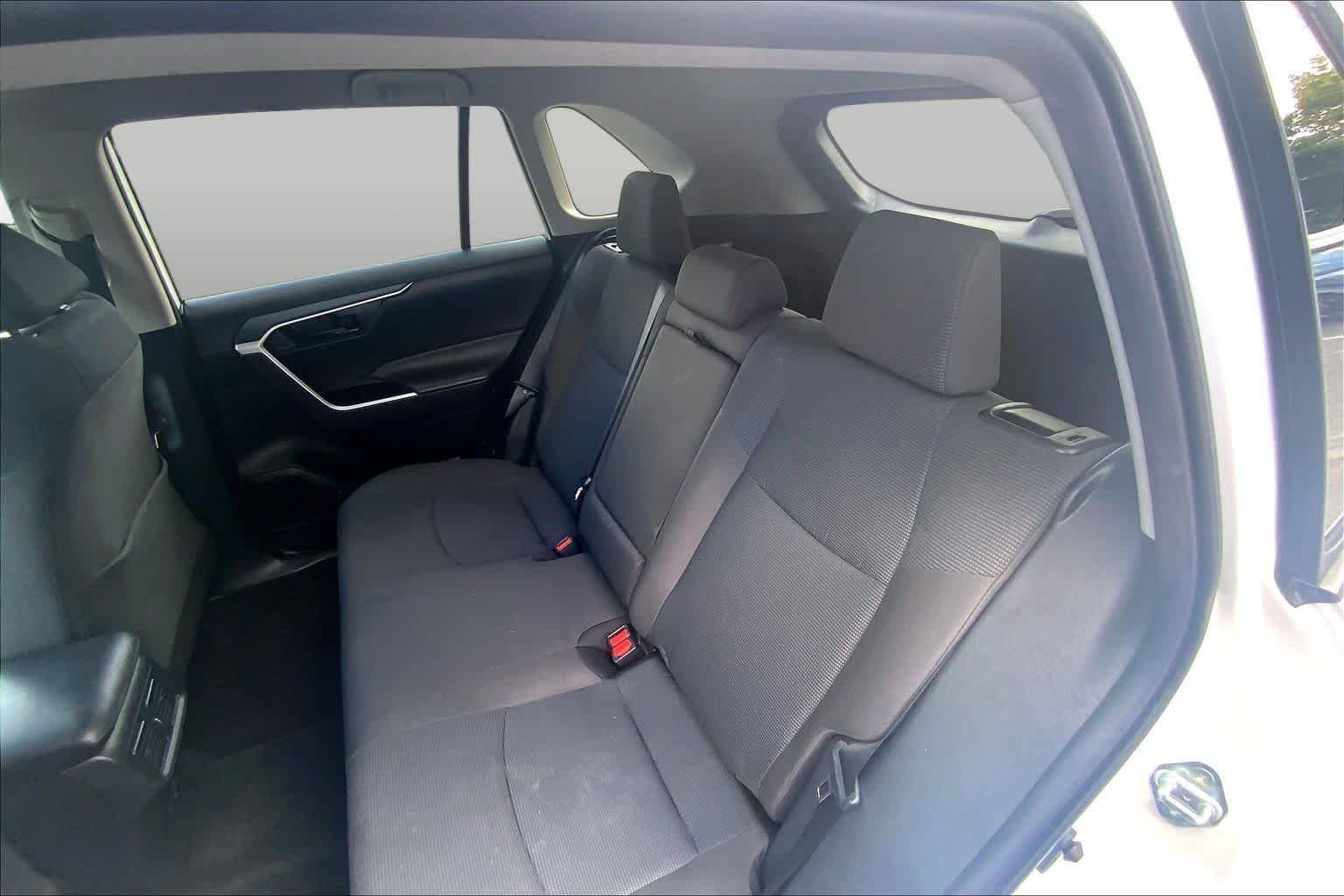 Certified Used 2025 Ice Toyota LE image 21