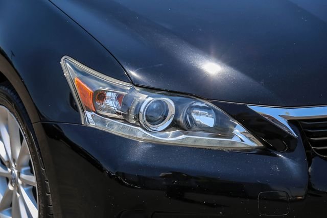 Used 2013 Black Lexus 200h image 11