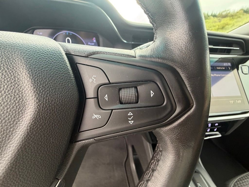 Used 2022 White Chevrolet 1LT image 30