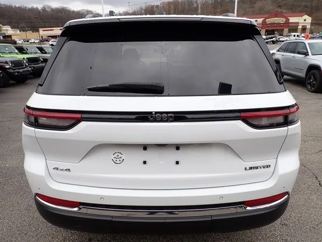 Used 2023 White Jeep Limited image 4