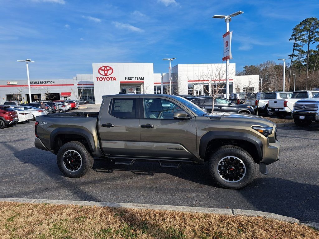 2026 Toyota Tacoma TRD Off Road - Photo 5