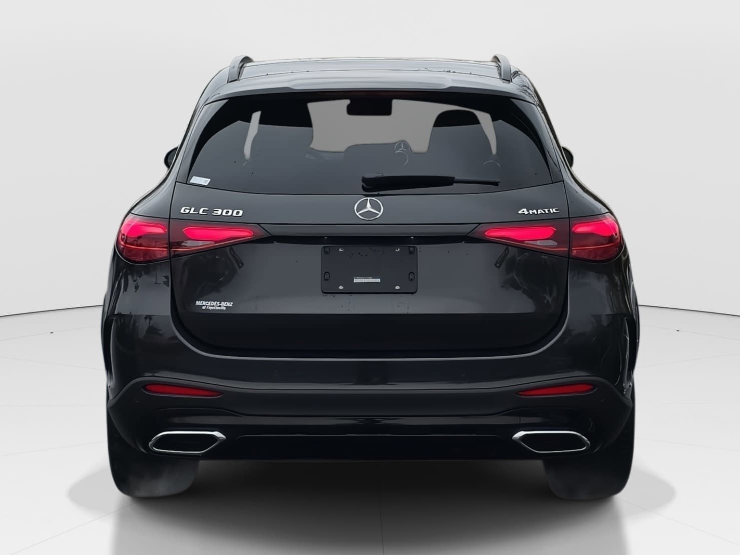 New 2026 Graphite Grey Metallic Mercedes-Benz GLC300 image 6