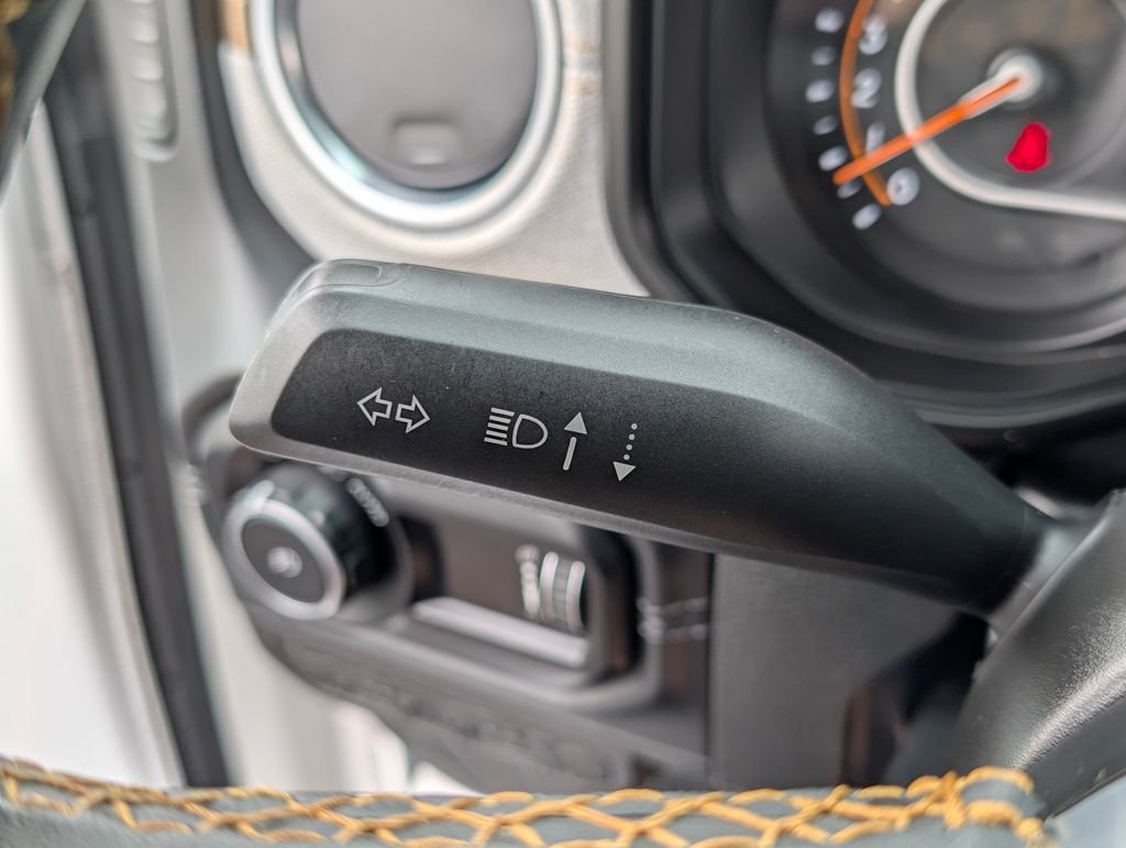 2024 Jeep Wrangler 4-Door Sahara - Photo 32