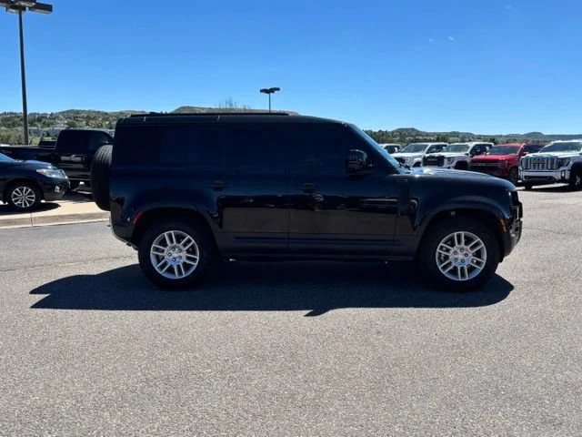 Used 2025 Black Land Rover 110 P300 image 6