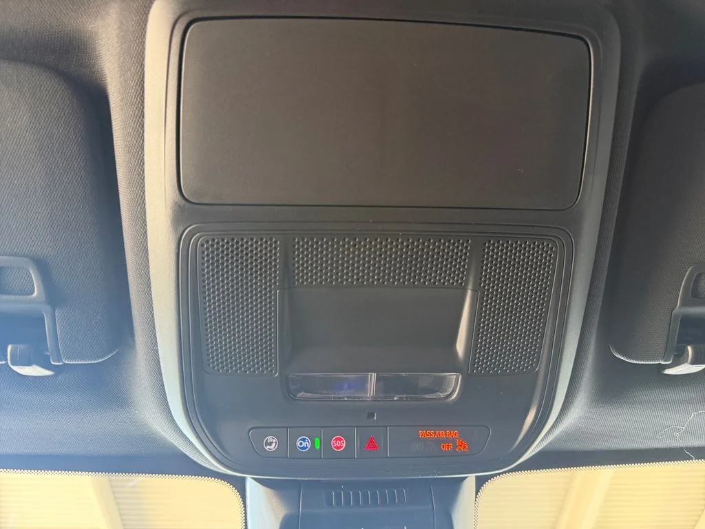 New 2027 Lakeshore Blue Metallic Chevrolet LT image 22
