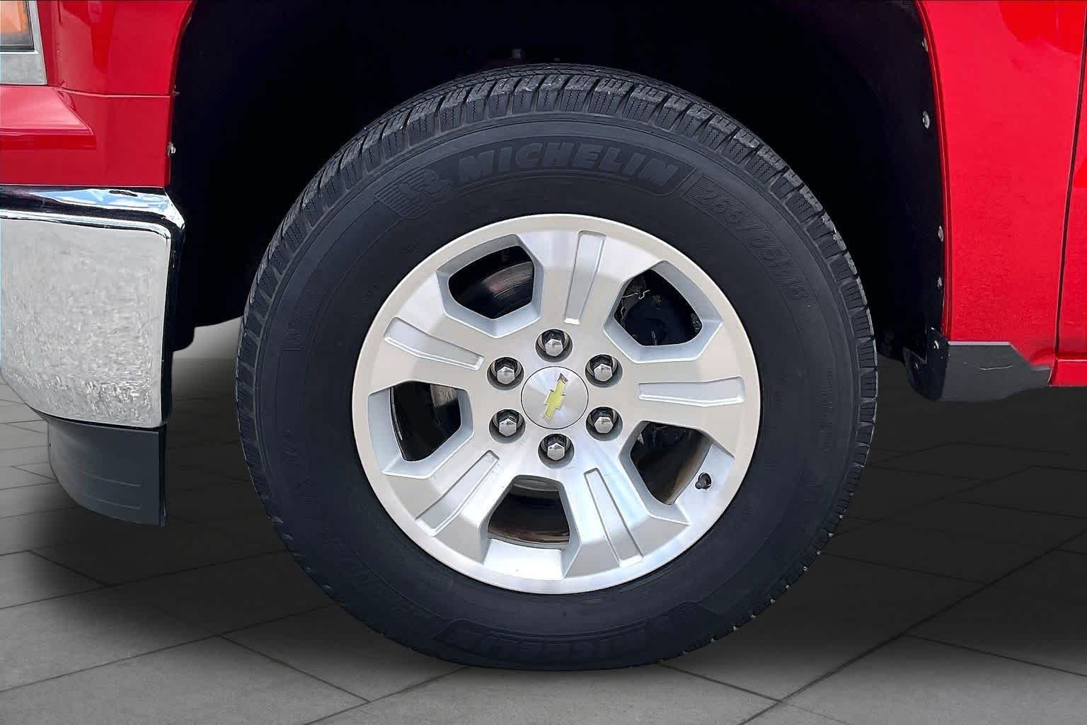 Used 2014 Victory Red Chevrolet LTZ image 11